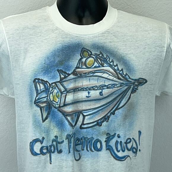 Vintage 80s Captain Nemo Submarine T Shirt Vulcania Disneyland USA White S Small - Picture 6 of 10